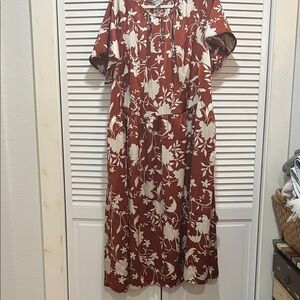 Ava & Viv Rust Floral Maxi Dress with Cream Print